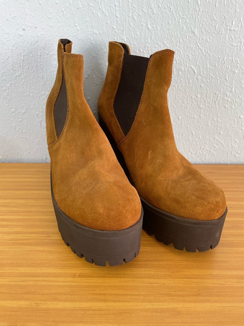 Y2K Suede Chelsea Platform Boots EU Size 40 US Size 9.5 Chunky Heel